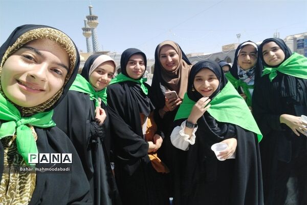 تشرف دانش‌آموزان زیارت اولی دختر کرمانشاه به حرم مطهر رضوی