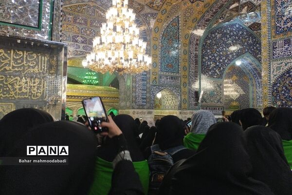 تشرف دانش‌آموزان زیارت اولی دختر کرمانشاه به حرم مطهر رضوی