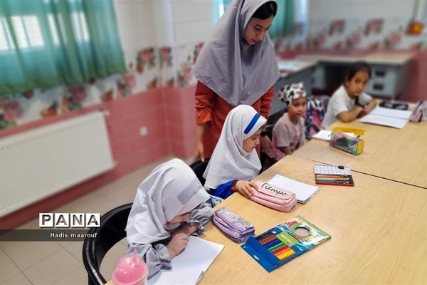 پایگاه تابستانی اوقات فراغت در بهارستان 2