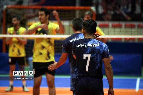 مسابقات والیبال فرهنگیان کشور مرحله یک هشتم نهایی - ارومیه