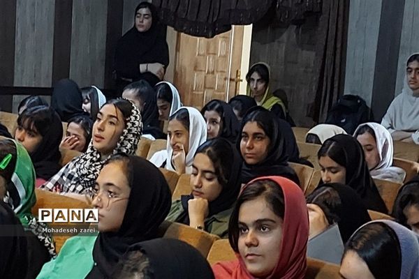 برگزاری کارگاه هدایت تحصیلی در شهرستان‌قرچک