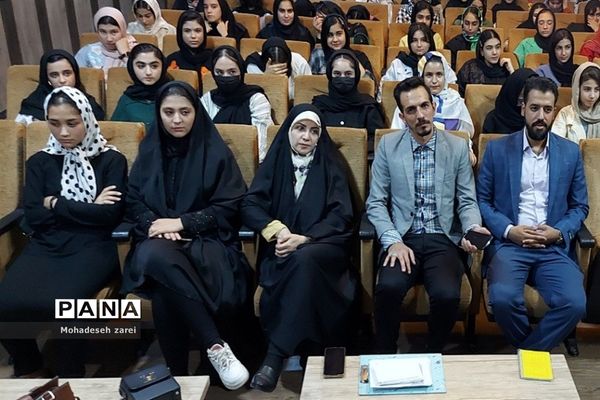 برگزاری کارگاه هدایت تحصیلی در شهرستان‌قرچک