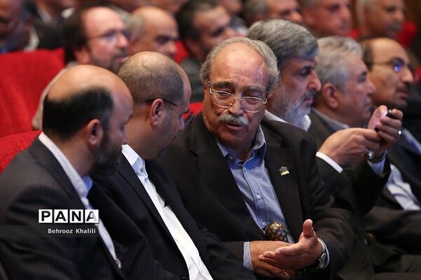 همایش ملی تکریم خیرین مدرسه‌ساز