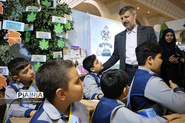 دومین روز نمایشگاه الف تا