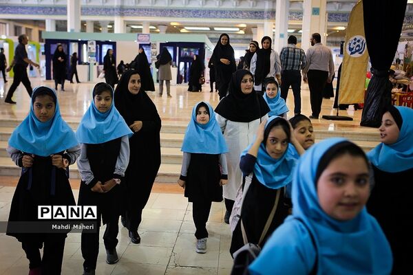 دومین روز نمایشگاه الف تا