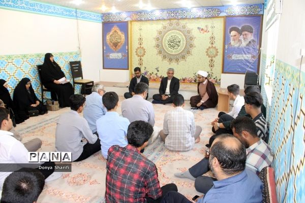 نشست تخصصی دانش‌آموزان نخبه و منتخب قرآنی استان بوشهر