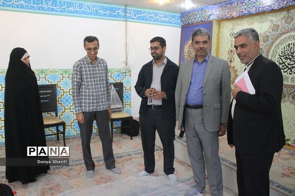 نشست تخصصی دانش‌آموزان نخبه و منتخب قرآنی استان بوشهر