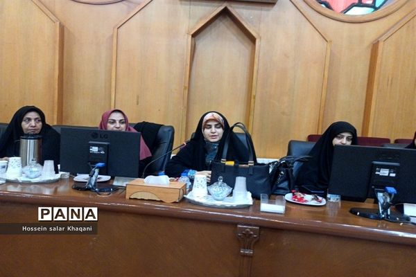 اعزام ۱۵۰ نفر از معلمان منتخب فارس به نمایشگاه بین‌المللی الفتا در تهران