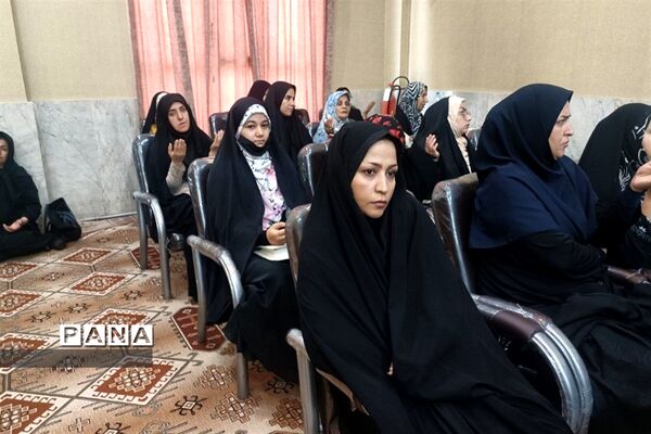 برگزاری همایش طلایی‌داران عفاف و حجاب درقرچک
