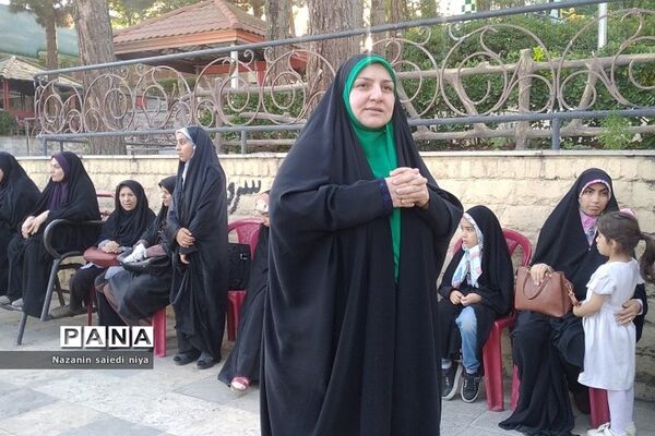 برگزاری غرفه‌های عفاف و حجاب در رودهن