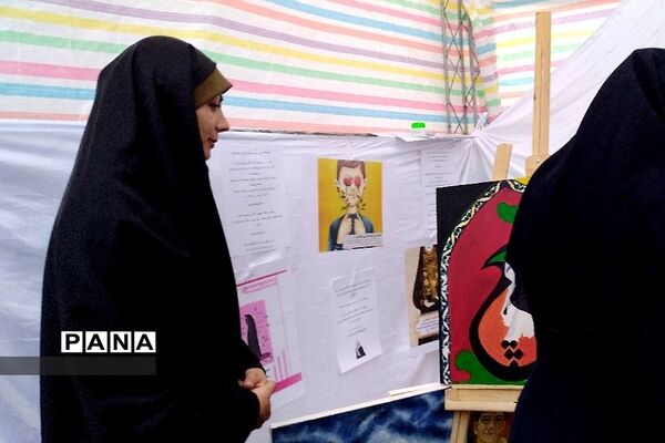 برگزاری غرفه‌های عفاف و حجاب در رودهن