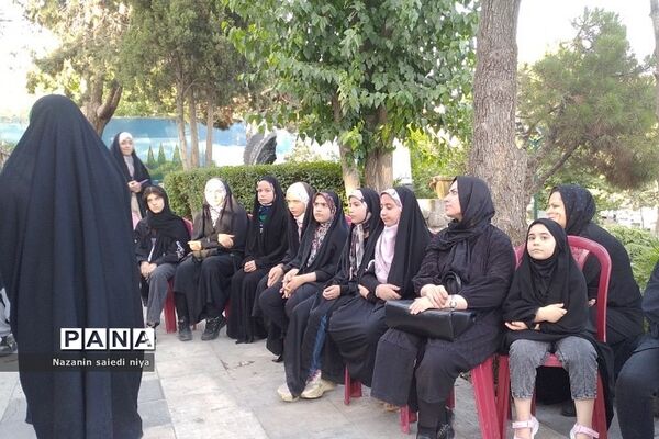 برگزاری غرفه‌های عفاف و حجاب در رودهن