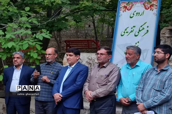 برگزاری اولین اردوی پساکرونای نخبگان قرآنی ناحیه 2 شیراز