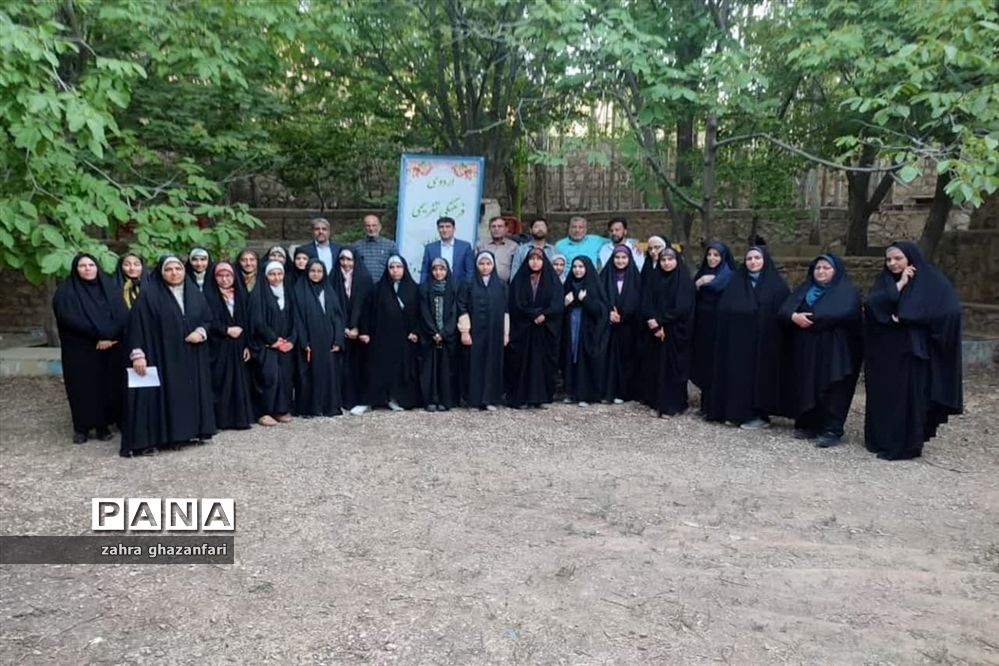 برگزاری اولین اردوی پساکرونای نخبگان قرآنی ناحیه 2 شیراز