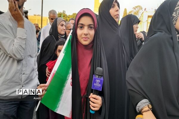 اجتماع بزرگ خانوادگی در هفته حجاب و عفاف در میدان امام حسین اصفهان