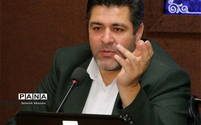 معلم ورزشکار می‌تواند نشاط را به دانش‌آموزان تزریق کند