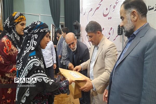 همایش استانی تقدیر از برگزیدگان  چهل و یکمین جشنواره فرهنگی هنری امید فردا در خوزستان