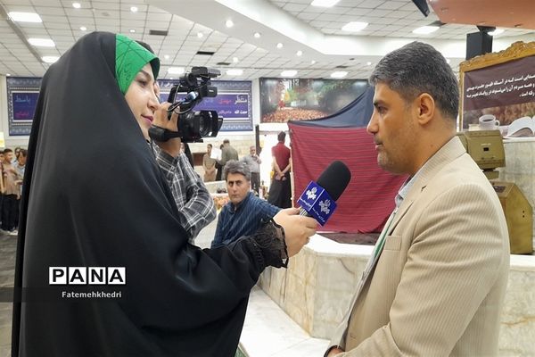 همایش استانی تقدیر از برگزیدگان  چهل و یکمین جشنواره فرهنگی هنری امید فردا در خوزستان