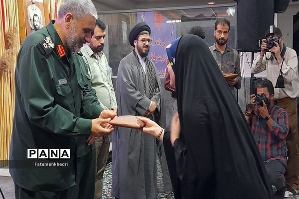 اجتماع بزرگ مدافعان حریم خانواده در اهواز