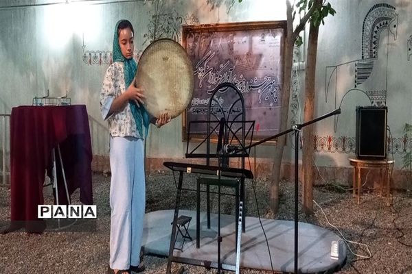 چهارمین جشنواره هنر های آوایی تکنوازان کوچک