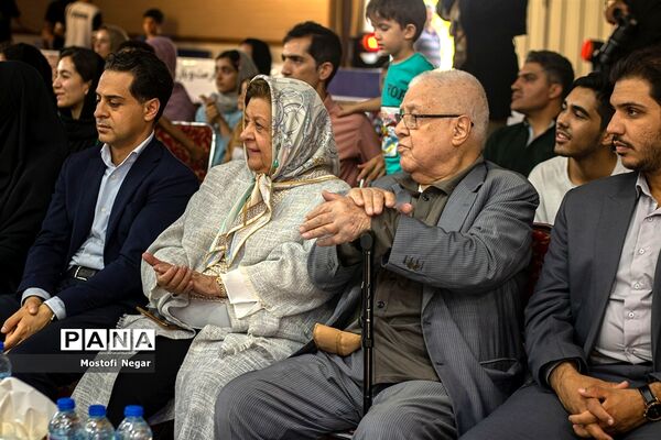 برگزاری مسابقات برگشت لیگ برتر شمشیربازی آقایان کشور در اردکان