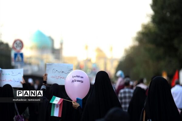 اجتماع عظیم مدافعان حریم خانواده در روز قیام مسجد گوهرشاد مشهد