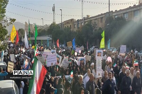 اجتماع عظیم مدافعان حریم خانواده در روز قیام مسجد گوهرشاد مشهد