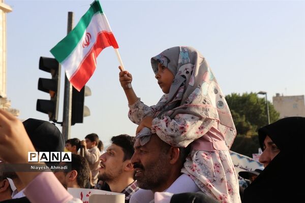 اجتماع بزرگ مردمی مدافعان حریم خانواده