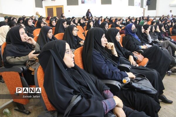 دوازدهمین جشنواره نوجوان سالم در بوشهر