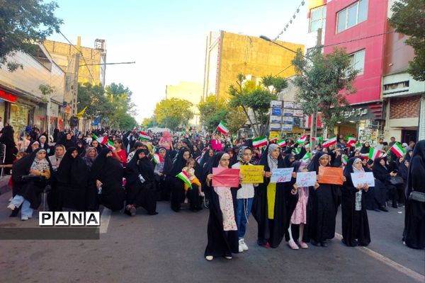 همایش مردمی مدافعان حریم خانواده در میانه