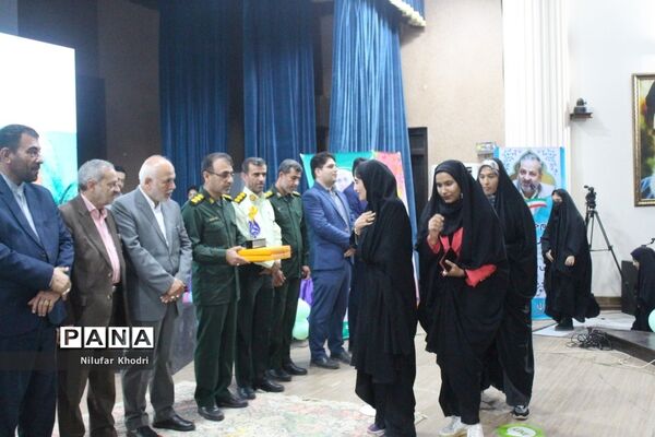 تجلیل از فعالان دوازدهمین جشنواره نوجوان سالم  در بوشهر