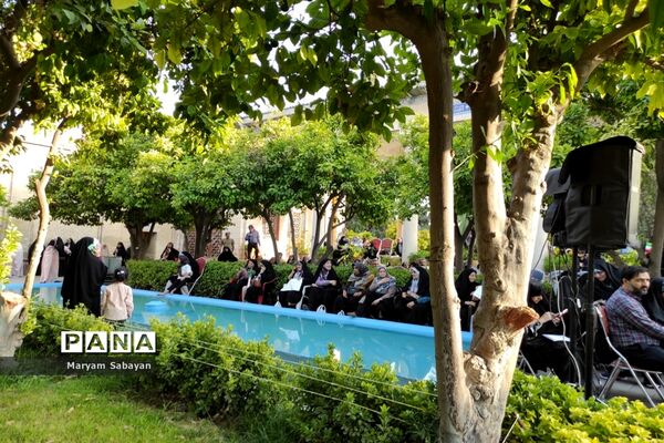 اجتماع بزرگ مدافعان حریم خانواده در شیراز