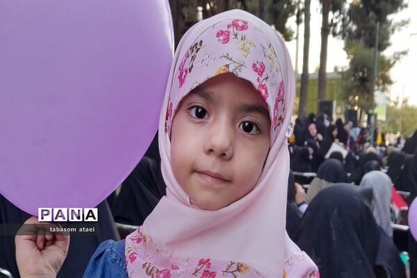 اجتماع بزرگ مدافعان حریم خانواده در کرمانشاه