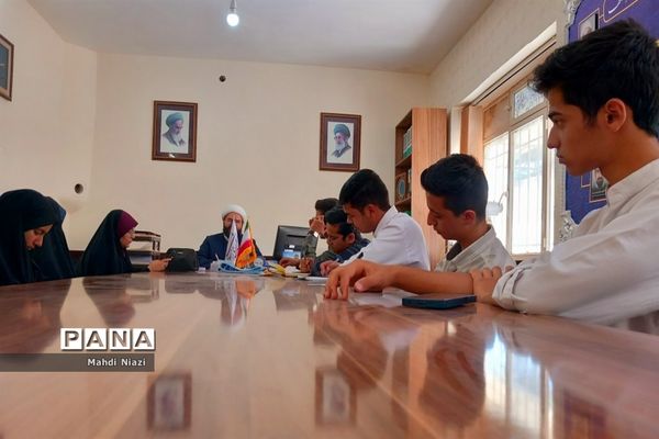 نشست مشاورین دانش آموزی نماینده ترشیز