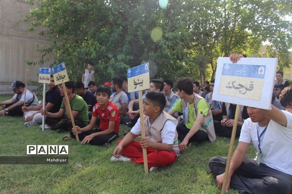 برگزاری مسابقه طناب کشی در اردوهای استانی یاورمربیان سازمان دانش‌آموزی شهرستان‌های استان تهران