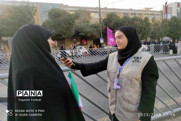 برگزاری اجتماع بزرگ و باشکوه مردمی مدافعان حریم خانواده در میدان بسیج