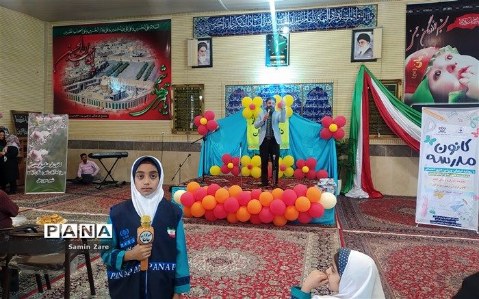 جشن ستارگان و تجلیل از دانش‌آْموزان برتر در شهرستان آباده/ فیلم