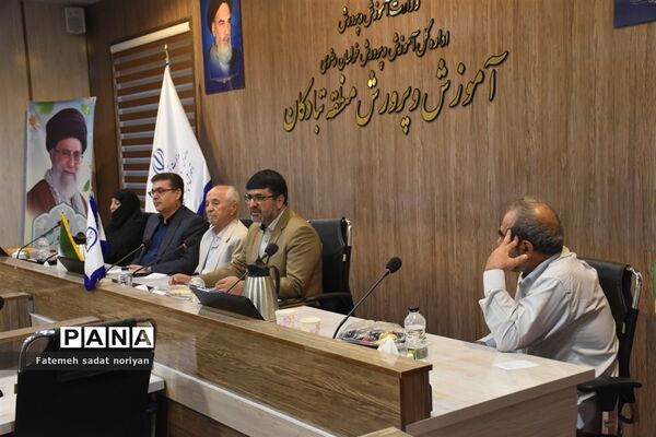 اولین جلسه نمایندگی مجمع خیرین مدرسه‌ساز منطقه تبادکان