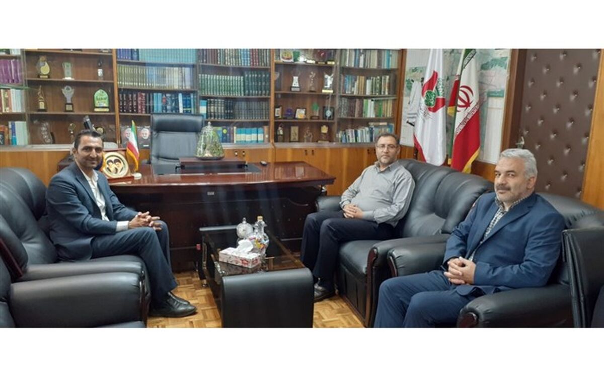 دیدار مسئولان آموزش و پرورش شهرستان بن با مدیر‌کل آموزش و پرورش شهر  تهران