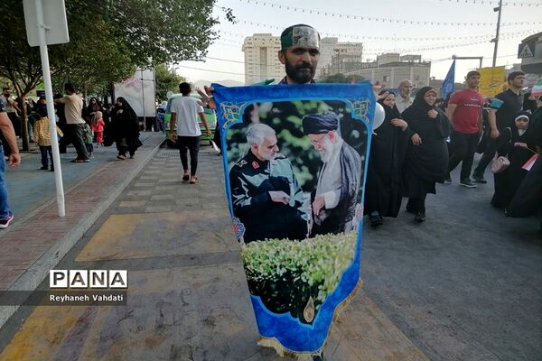 اجتماع بزرگ مردمی مدافعان حریم خانواده در مشهد