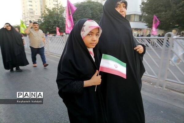 اجتماع بزرگ مردمی مدافعان حریم خانواده در مشهد