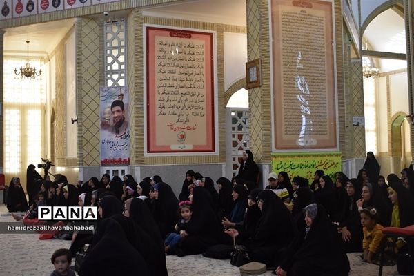 برپایی گردهمایی اصحاب عشق با حضور حاج حسین یکتا در بهاباد