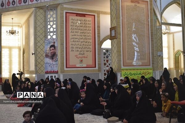برپایی گردهمایی اصحاب عشق با حضور حاج حسین یکتا در بهاباد