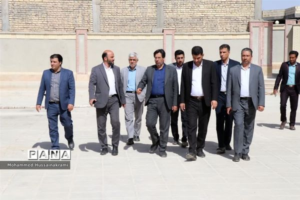 آیین افتتاح و کلنگ‌زنی مدرسه‌سازی با حضور رئیس سازمان نوسازی مدارس کشور در ابرکوه