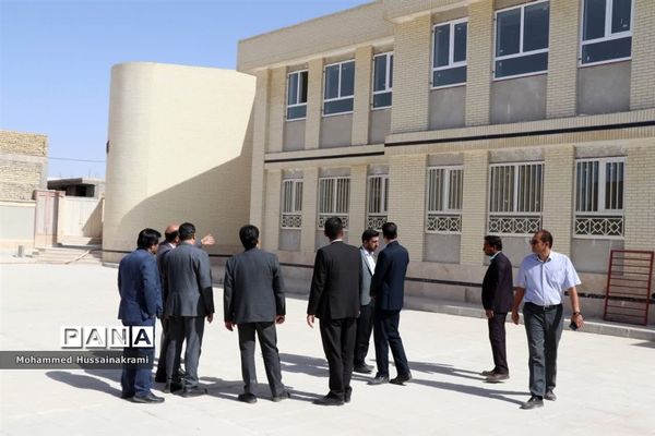 آیین افتتاح و کلنگ‌زنی مدرسه‌سازی با حضور رئیس سازمان نوسازی مدارس کشور در ابرکوه