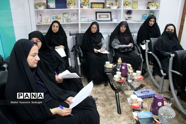 نشست توجیهی تسهیل‌گران آزمون استخدامی آموزش و پرورش استان بوشهر