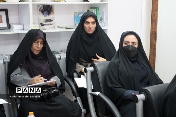 نشست توجیهی تسهیل‌گران آزمون استخدامی آموزش و پرورش استان بوشهر