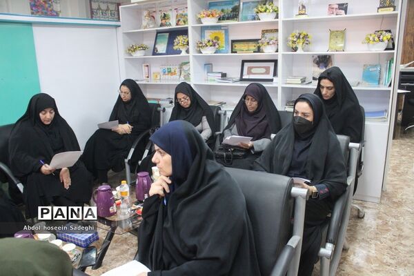 نشست توجیهی تسهیل‌گران آزمون استخدامی آموزش و پرورش استان بوشهر