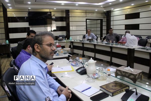 جلسه کار‌گروه توسعه مدیریت آموزش و پرورش استان بوشهر