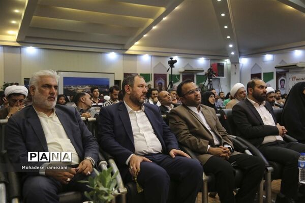 بازدید جمعی از مسئولان کشوری و استانی از اولین نمایشگاه تخصصی خانواده (مهرانه)